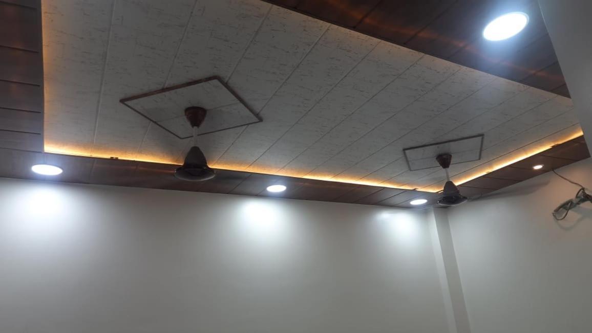 Golden Guest House Ujjain Exterior foto
